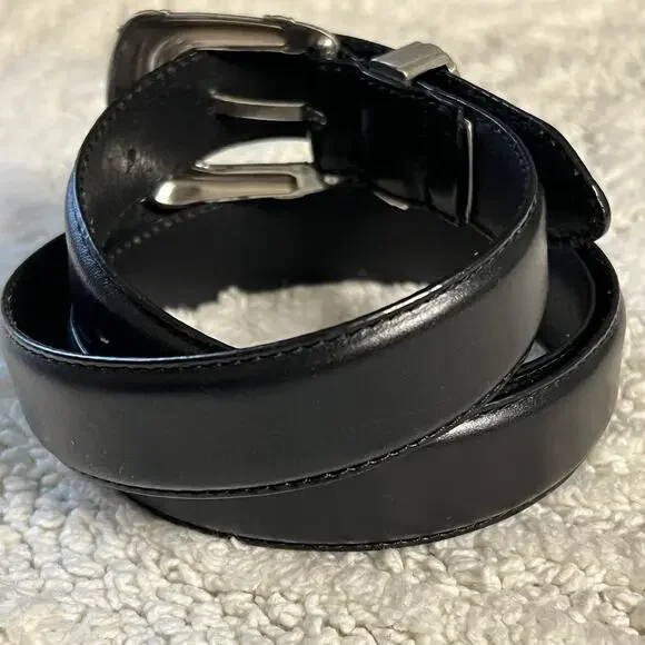 • - Picture 4 of 12